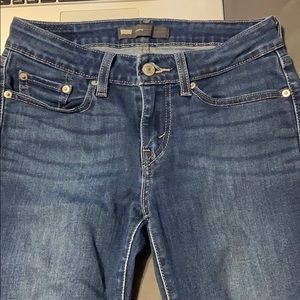 Amazing condition Levi skinny jeans